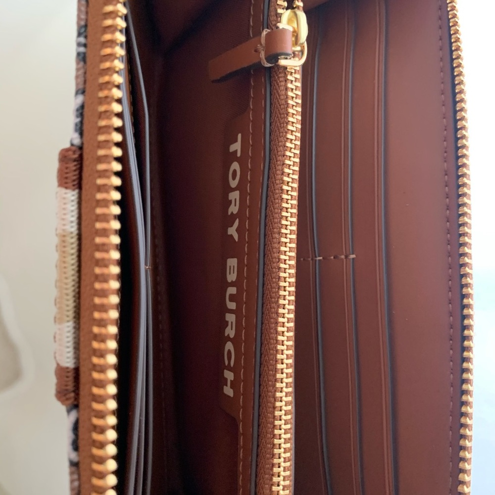 (nWOT) Tory BURCH zip monogram wallet (Gemini link